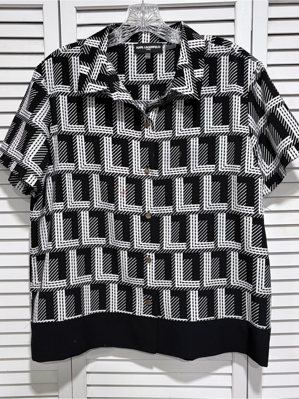 Karl Lagerfeld Paris Geometric Monogram Short Sleeve Button-Down Shirt L
